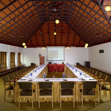 Elephant Court Thekkady Exterior photo