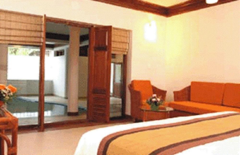 Elephant Court Thekkady Exterior photo